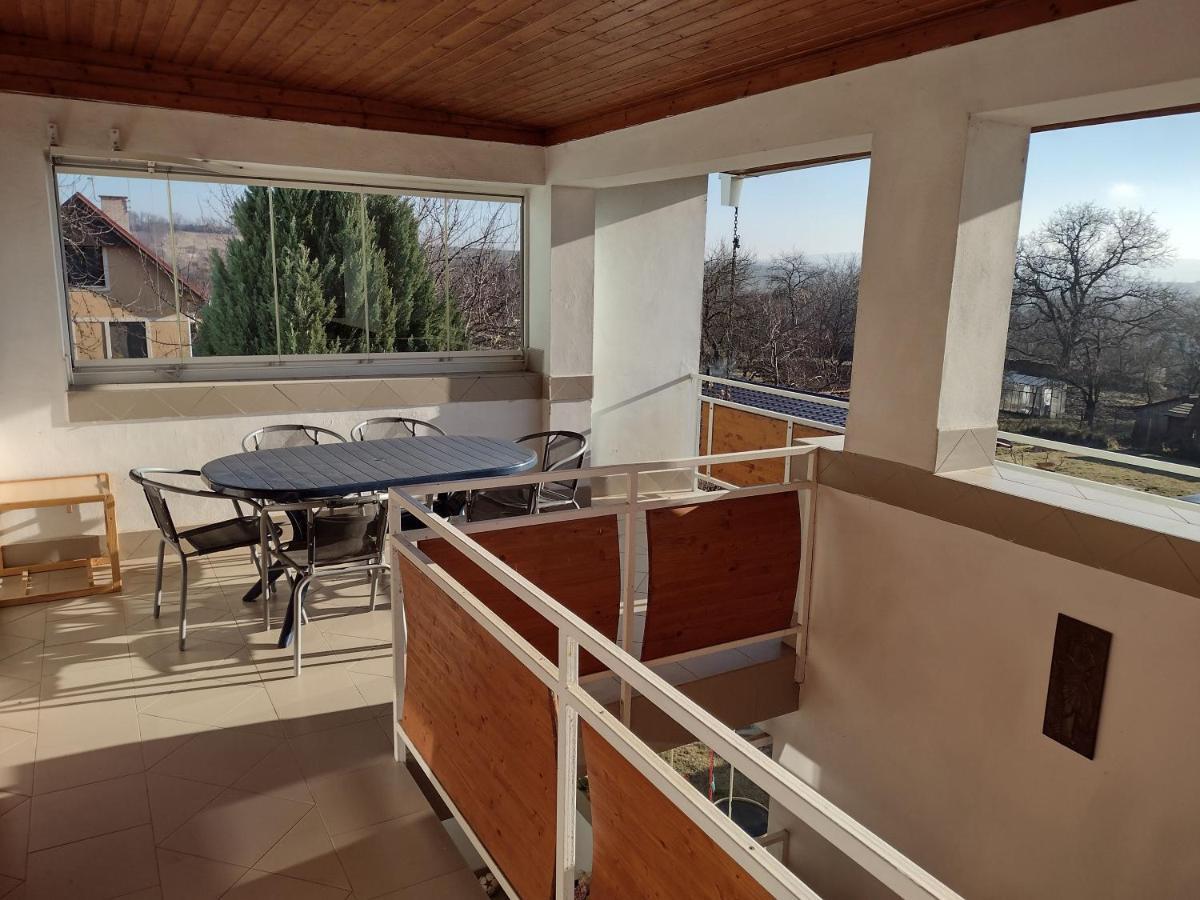 Hannah - Relax Dom Pod Orechom Apartman2 Travnica Ngoại thất bức ảnh